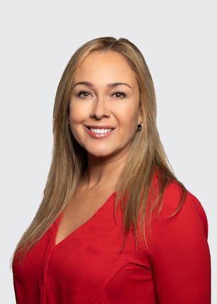 stacey sunshine headshot